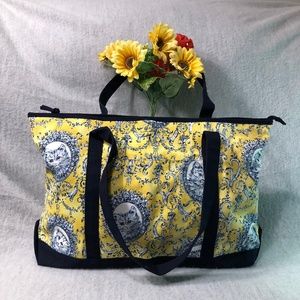 NWOT - Victorian Kitten Print Tote Bag